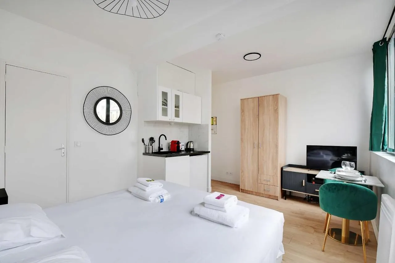 Charming Studio - Belleville 2Fg Paris France